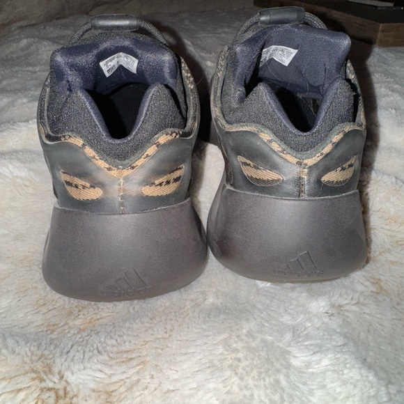 Yeezys - Picture 4 of 5